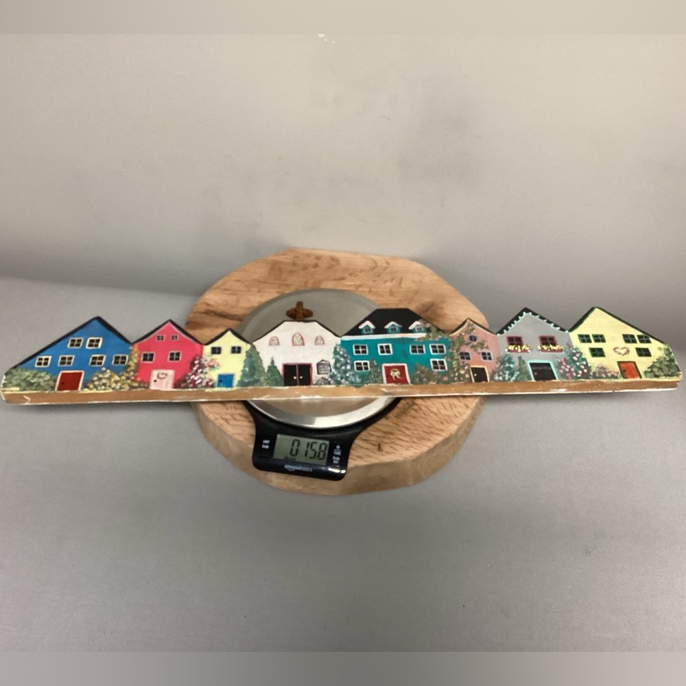 🔵 Beautiful Hand Painted Row of Homes & Church - Solid Wood - Very Unique Decor - Picture 14 of 15